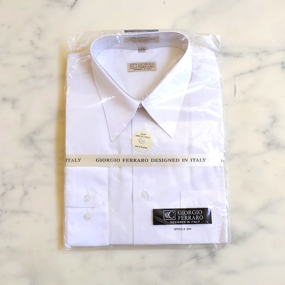 NWT. Giorgio Ferraro Designed in Italy Men's Cotton Blended Dress Shirt.
